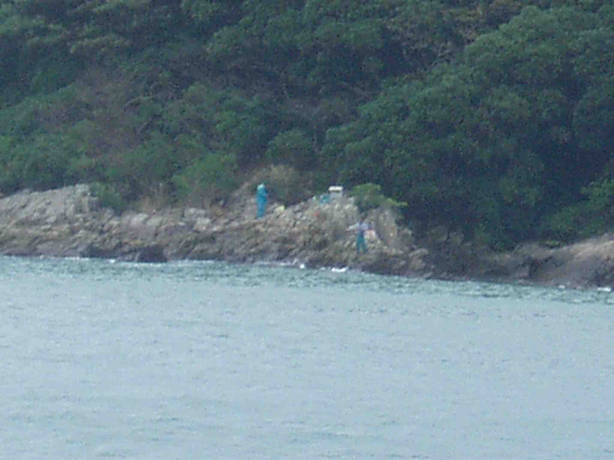 Some men fishing a couple of hours later at Mihokogauru